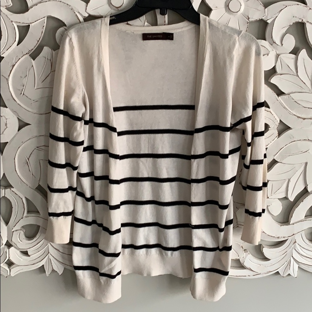 The Limited Cardigan Size M